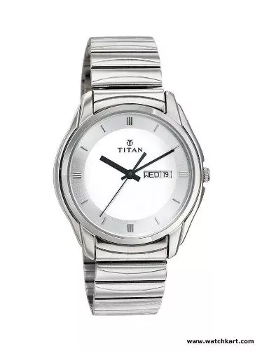 Buy Titan Karishma Analog Silver Dial Men s Watch ND1578SM03 in